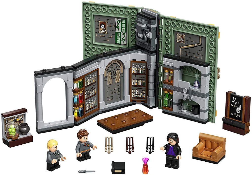 270 Pieces Brick-Built Playset B4512