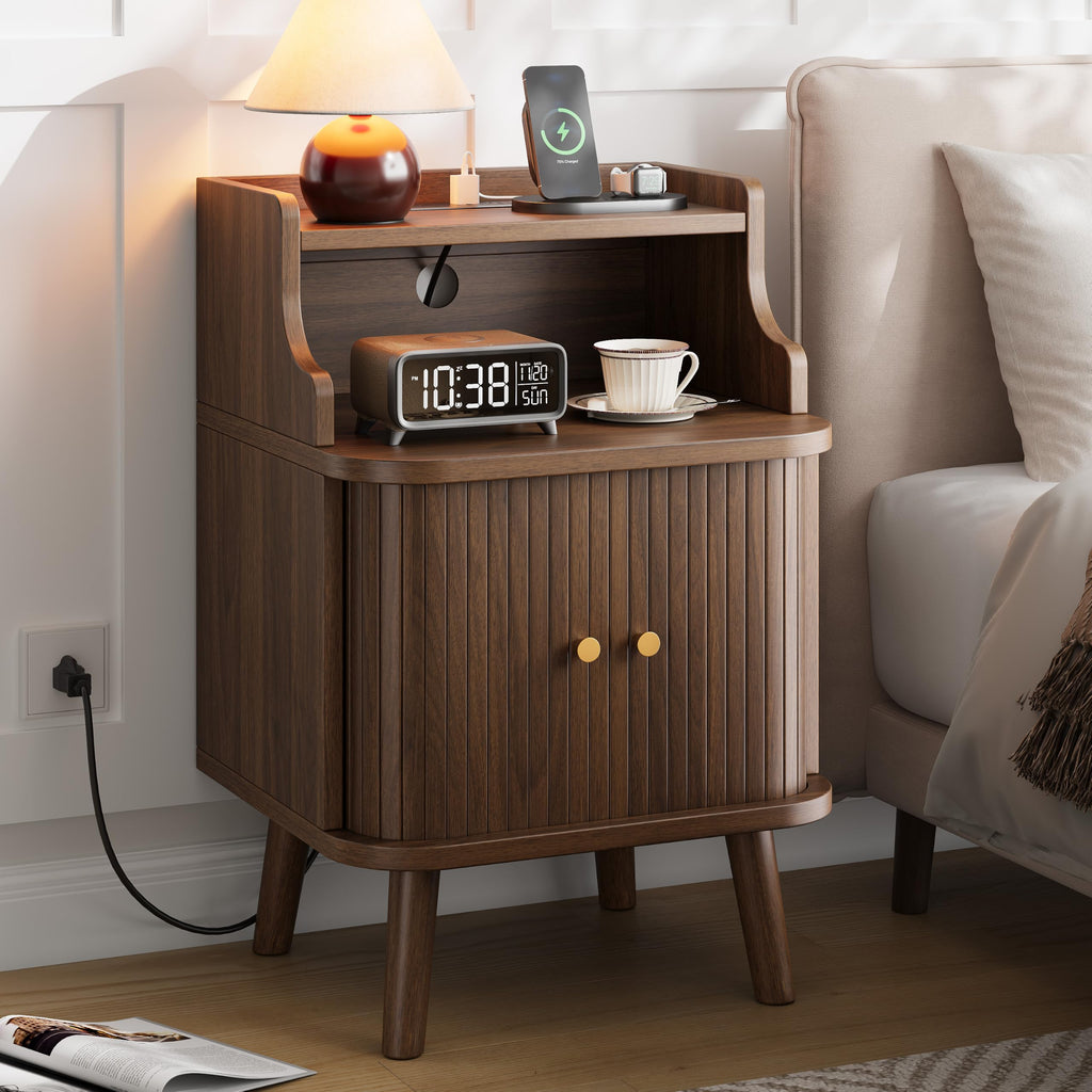 Mid Century Modern Nightstand Set of 2 with Charging Station Y97779